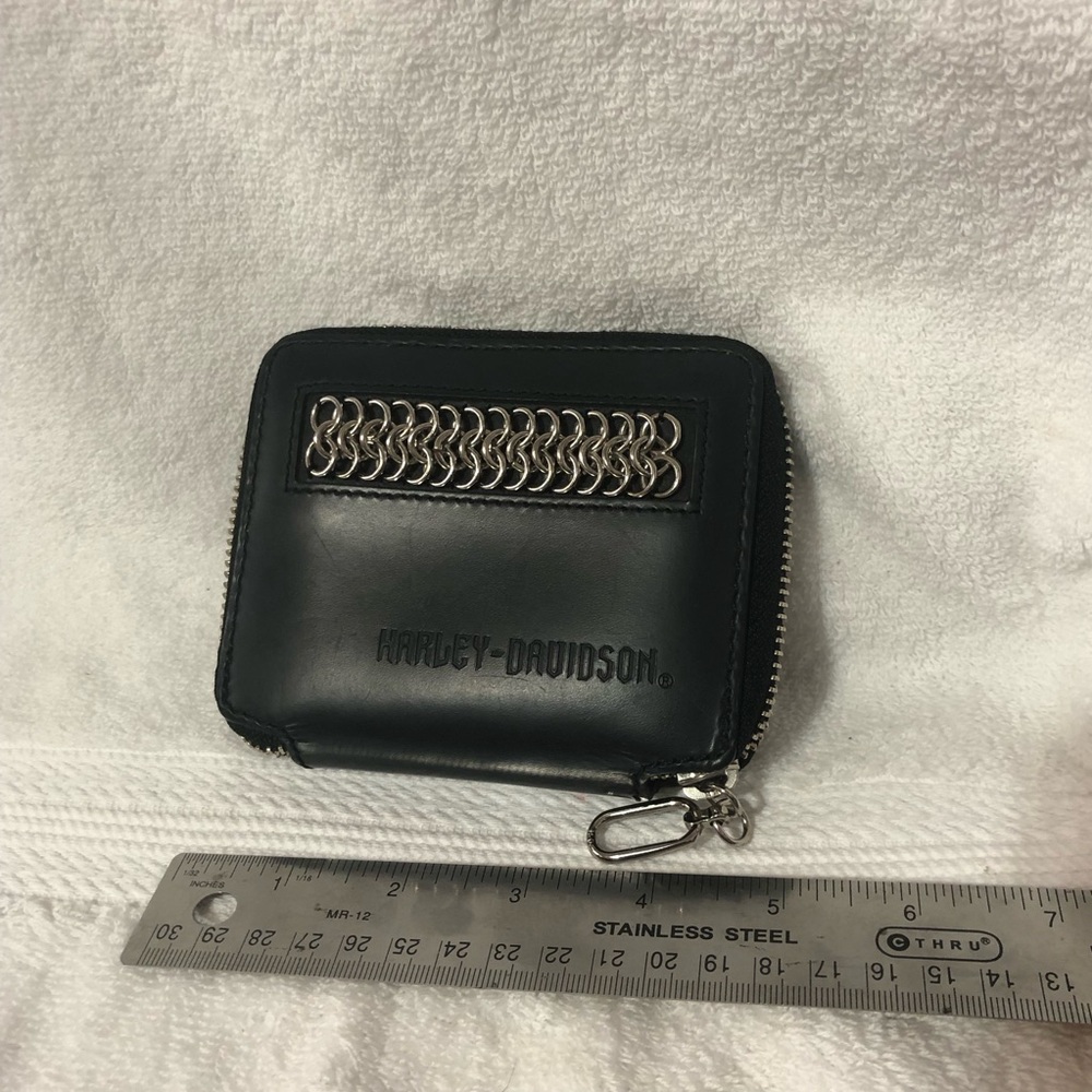 Harley-Davidson chain mail detail zip around genuine black leather wallet unisex